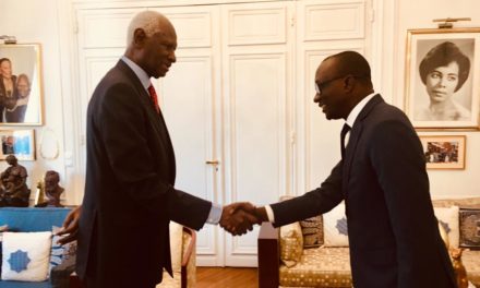 France : Le nouvel ambassadeur du Sénégal reçu par l'ancien président Abdou Diouf