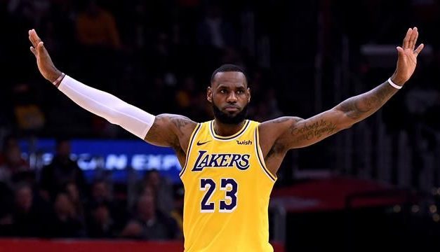 MEILLEUR SPORTIF DE LA DÉCENNIE - LeBron James is The King