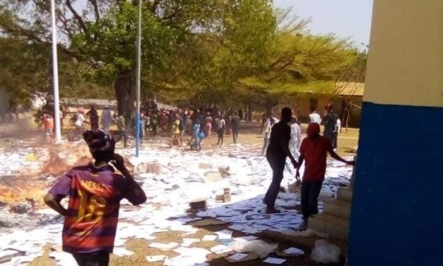 JOUR DE VOTE EN GUINEE – L’opposition déplore une dizaine de morts