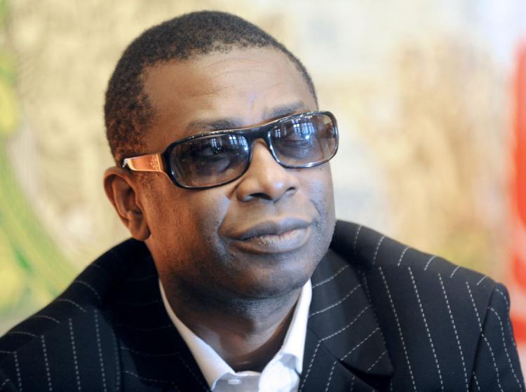 MARCHE DES PRODUITS HYDRO-ALCOOLIQUES – Youssou Ndour dément et brandit une plainte