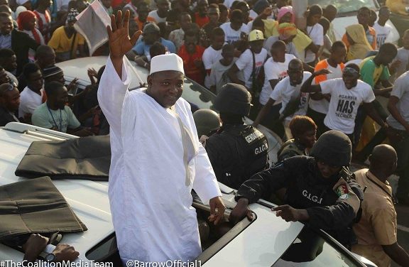 ADAMA BARROW : "Je serai candidat en 2026..."