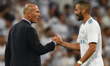 REAL - Zidane encense Benzema