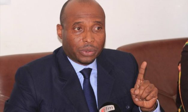 RENONCIATION DE MACKY AU TROISIEME MANDAT - Barthélemy Dias magnifie le dialogue politique