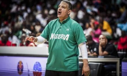 BASKET : L'ancien sélectionneur du Nigeria sur le banc des Lionnes