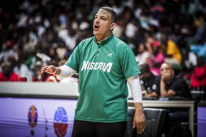 BASKET : L'ancien sélectionneur du Nigeria sur le banc des Lionnes