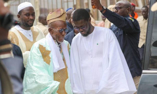 GAMOU - Le président Faye à Kaolack pour une visite de courtoisie au Khalife de Médina Baye