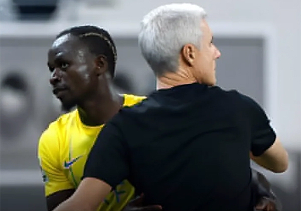 AL-NASSR - Luis Castro, le coach de Mané limogé!