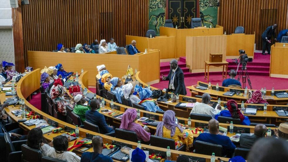 LEGISLATIVES ANTICIPEES - Les grandes lignes de la carte électorale