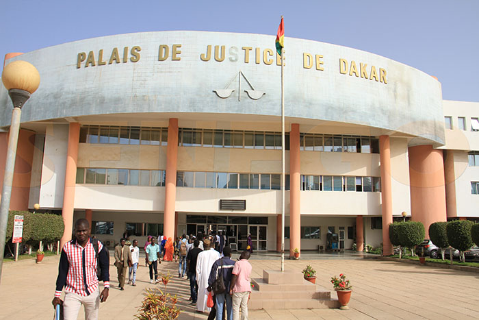 TRIBUNAL DE DAKAR- Un homme venu assister à un procès, envoyé en prison pour avoir outragé le procureur pendant qu'il faisait un réquisitoire