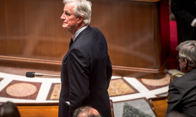 MOTION DE CENSURE - Le gouvernement de Michel Barnier renversé