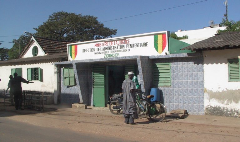 MAC DE ZIGUINCHOR - 25 détenus entament une grève de la faim