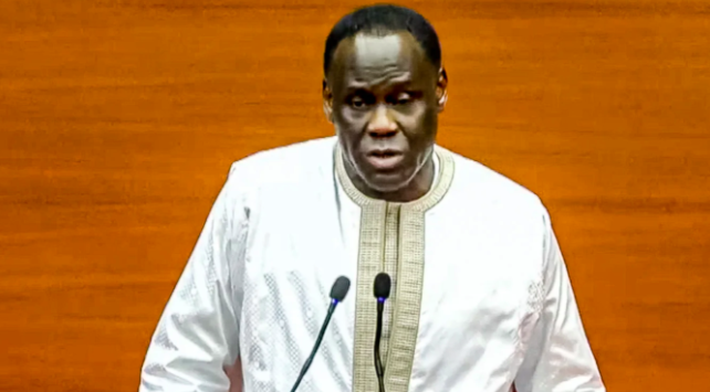 RAPPORT DE LA COUR DES COMPTES -  "Des enquêtes seront ouvertes", assure le ministre Ousmane Diagne