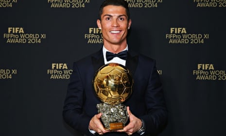 CRISTIANO RONALDO : "Le ballon d'or n'a pas de crédibilité"